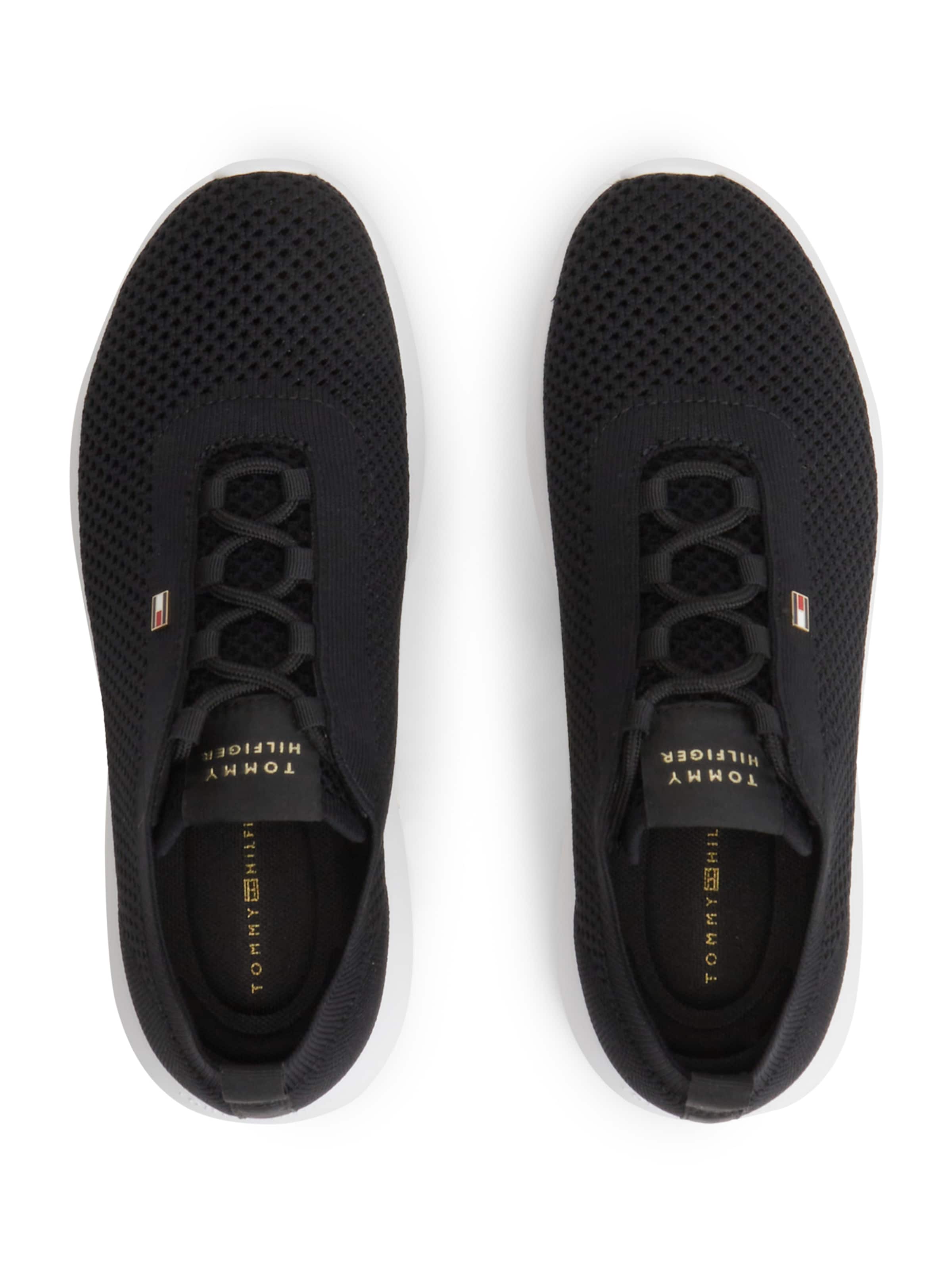 TOMMY HILFIGER Низкие кроссовки в Черный