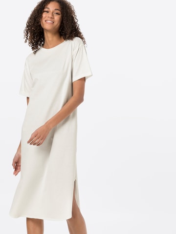 hessnatur Dress in White: front