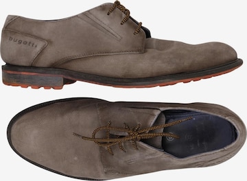 bugatti Halbschuh 43 in Grau: Vorderseite