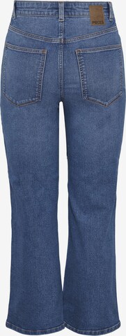 Pieces Petite Bootcut Jeans 'Peggy' in Blau