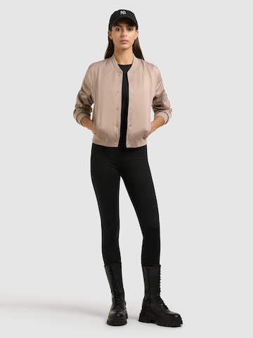 Veste mi-saison 'Tami' khujo en beige