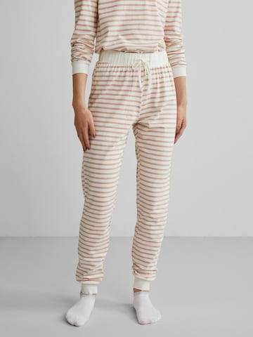 PIECES - Pijama 'Elf' en blanco