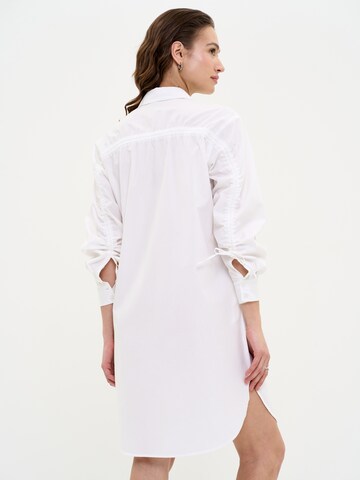 Robe-chemise BIG STAR en blanc