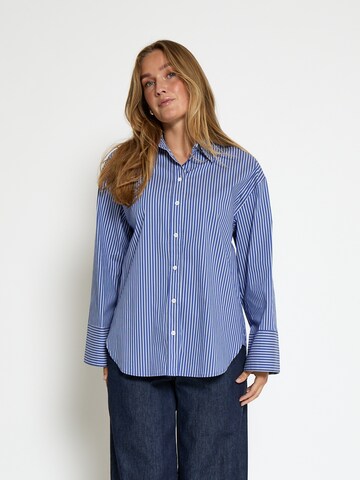 Peppercorn - Camiseta 'Junie' en azul: frente