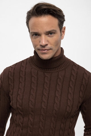 Felix Hardy Sweater in Brown