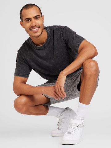 WEEKDAY T-Shirt in Schwarz