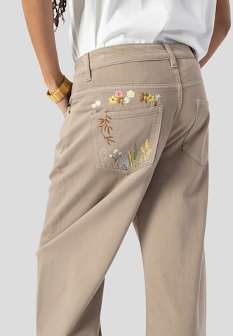 Elias Rumelis Regular Jeans 'Yoana' in Beige