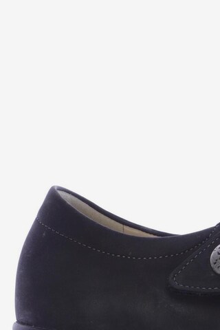 Finn Comfort Flats & Loafers in 38 in Black