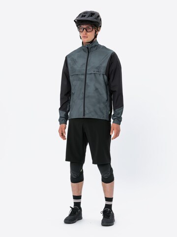 VAUDE Outdoor jacket 'Loamer Air' in Grey