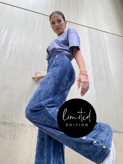 ABOUT YOU Limited Hose 'Mina' by Mimoza in blau, Modelansicht