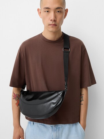 Borsa a tracolla di Bershka in nero