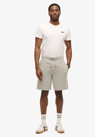 Superdry Regular Broek in Grijs
