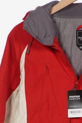 THE NORTH FACE Jacket & Coat in M in Red