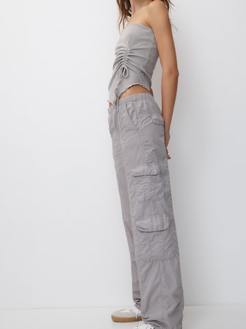 Pull&Bear Regular Cargo trousers in Purple