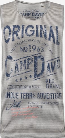 CAMP DAVID T-shirt i grå: framsida