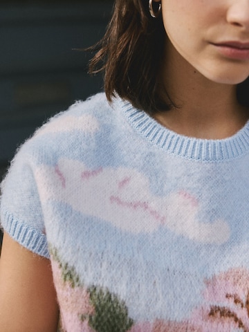 Next Sweater in Mixed colors