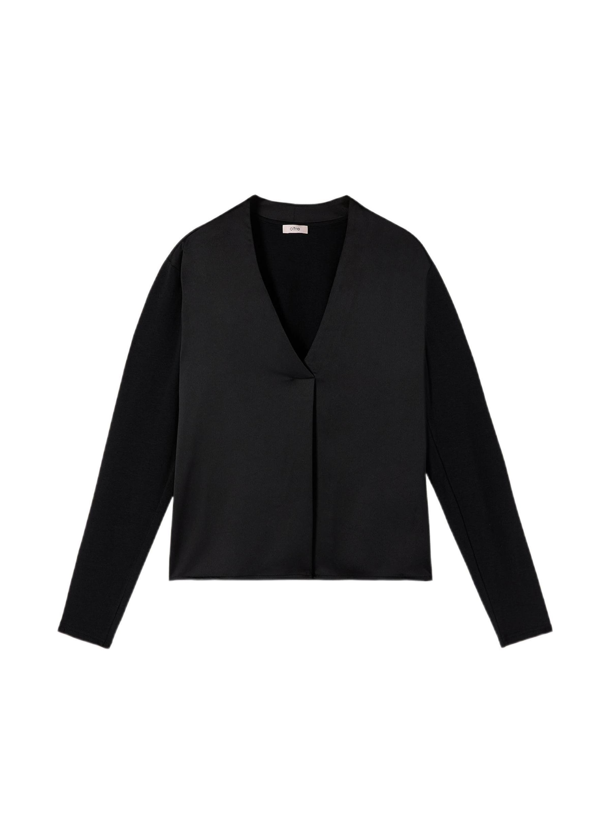 oltre - Camiseta en negro: frente