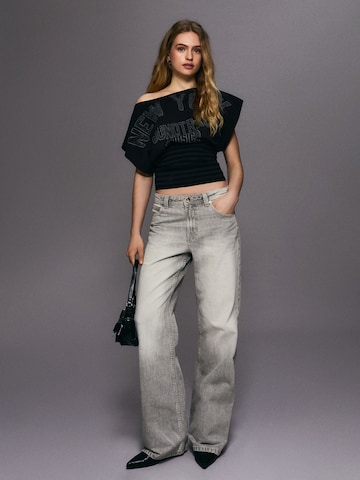 Baggy Jeans de la Bershka pe gri