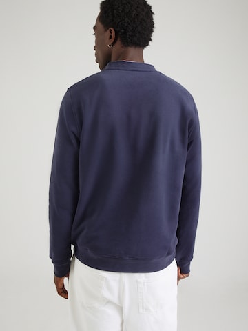 Sweat-shirt 'BAARO' ARMEDANGELS en bleu