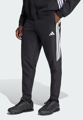 ADIDAS PERFORMANCE - Tapered Pantalón deportivo 'Tiro 26 Essentials' en negro: frente