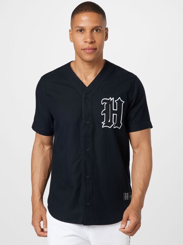 HOLLISTER Regular fit Button Up Shirt in Black: front