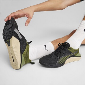 PUMA حذاء رياضي بلا رقبة 'Fuse 3.0' بلون أسود