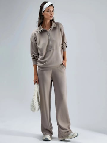 Tuta da jogging di Hiccup in grigio: frontale