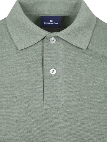 Steppin' out Shirt in Green