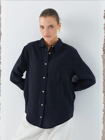 MixRay - Blusa em preto: frente