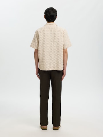 SELECTED Comfort Fit Hemd in Beige