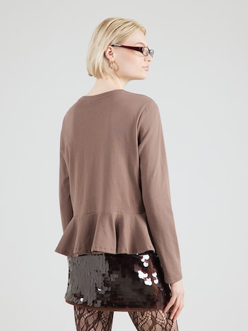 PIECES Μπλουζάκι 'PCDANILLA PEPLUM' σε καφέ