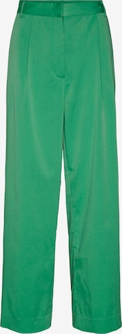 Loosefit Pantaloni cutați 'Alaska' de la VERO MODA pe verde: față