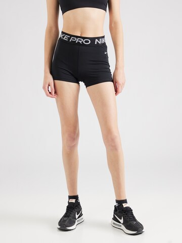 NIKE Skinny Sportshorts in Schwarz: predná strana