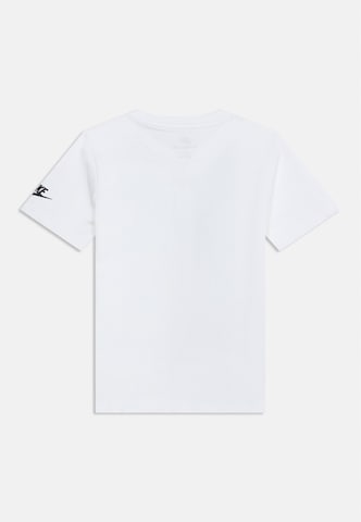 Tricou de la Nike Sportswear pe alb