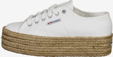 Sneaker low de la SUPERGA pe alb