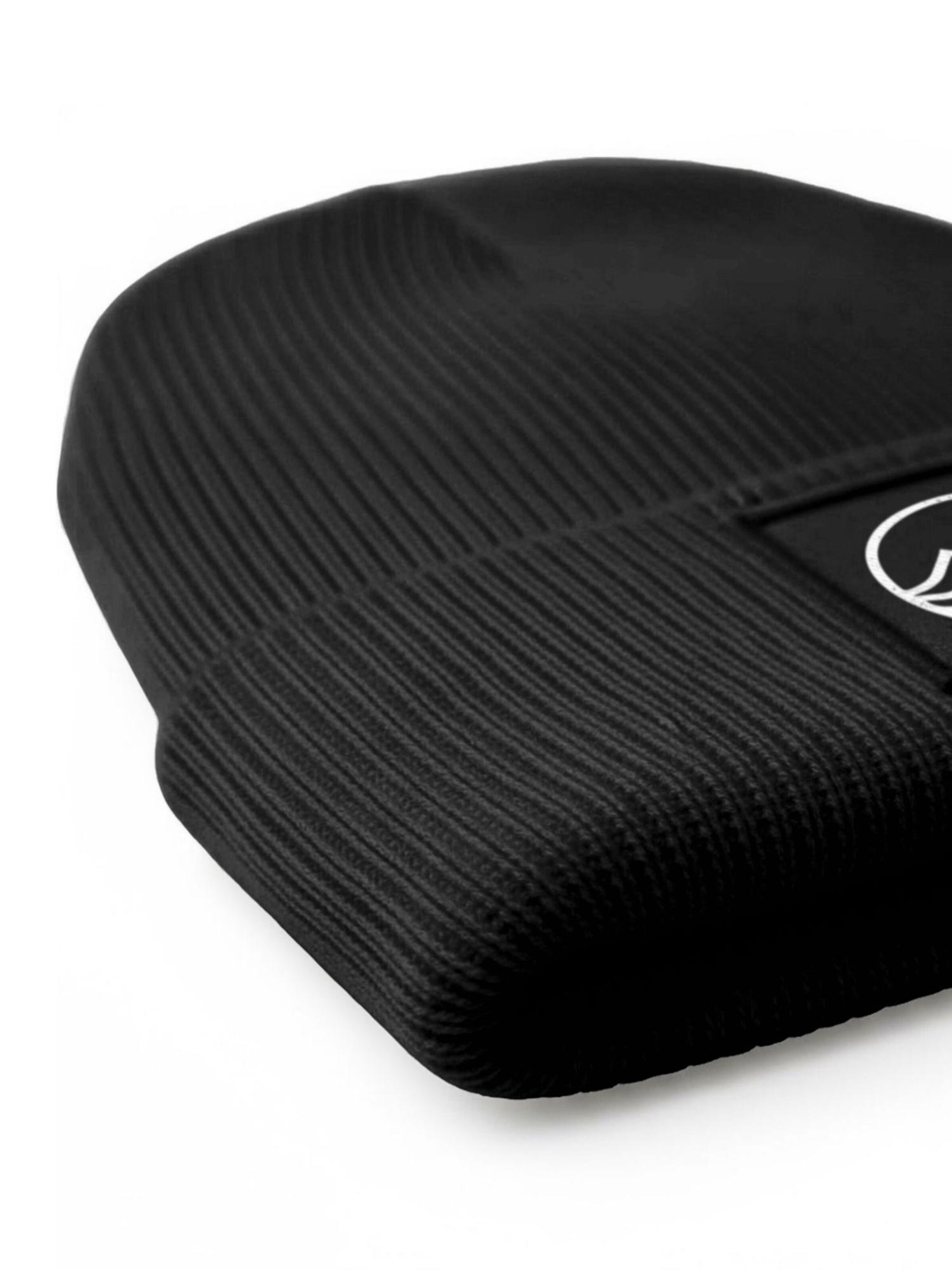 Neverless Beanie 'Mountain' in Black