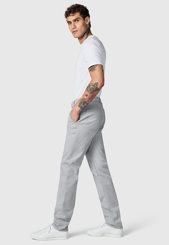 Coupe slim Pantalon chino 'Astron' Peak Time en gris