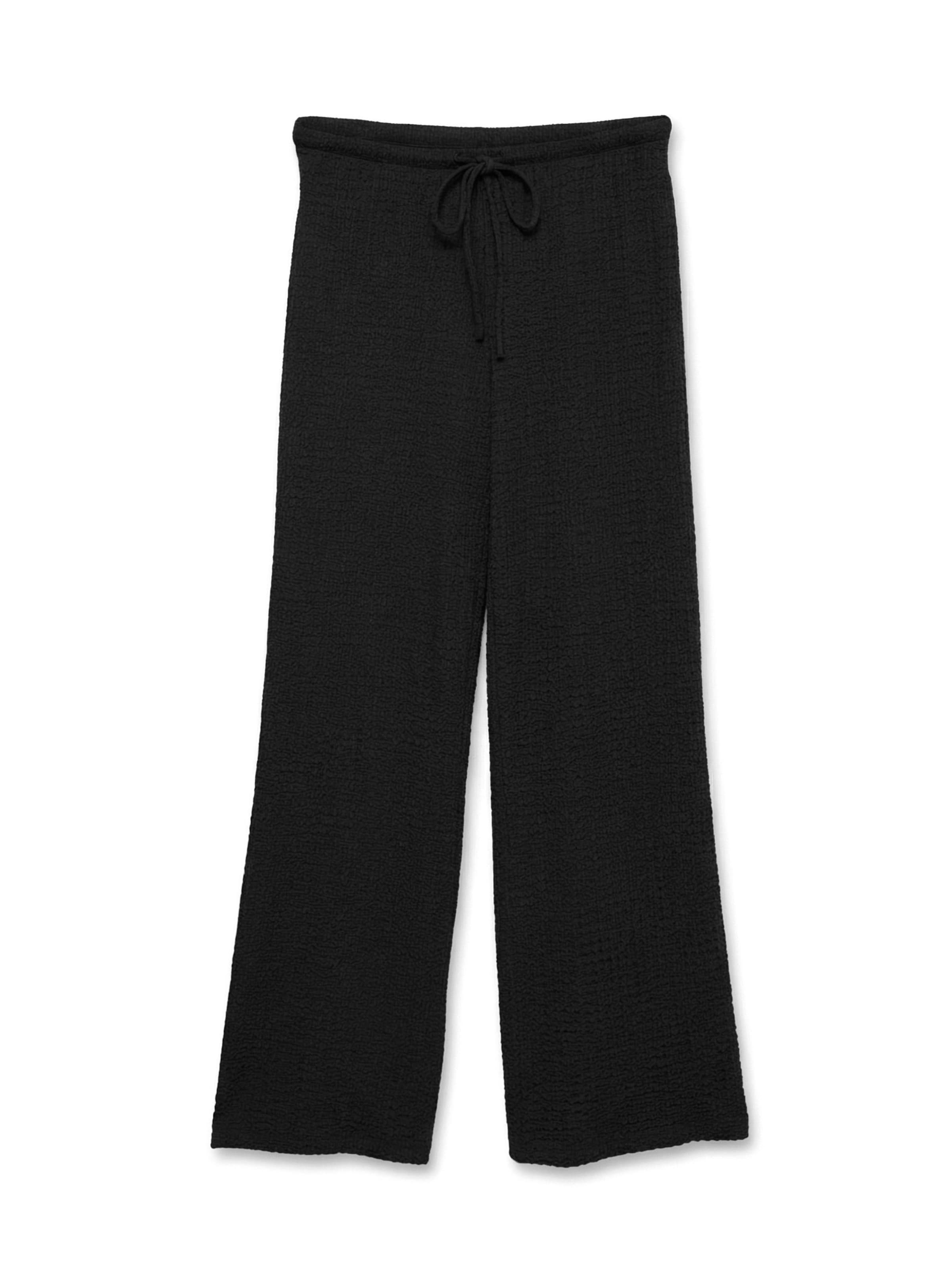 Vero Moda Curve - Pantalón en negro: frente