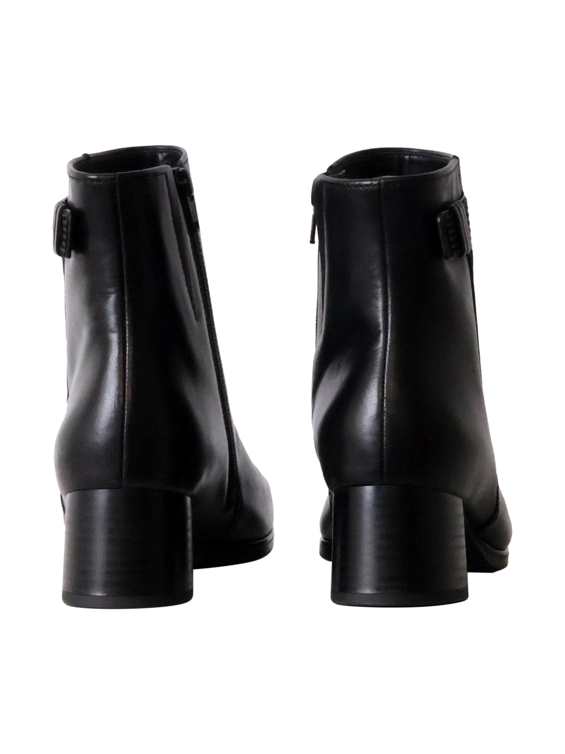 Bottines 'Lederstiefeletten Schal' GABOR en noir
