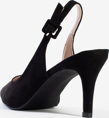 Pumps 'Cruz' de la Celena pe negru