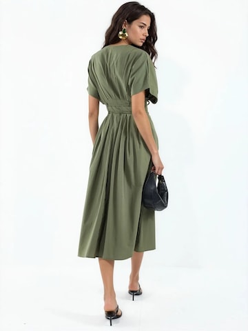Busem Kleid in Grün
