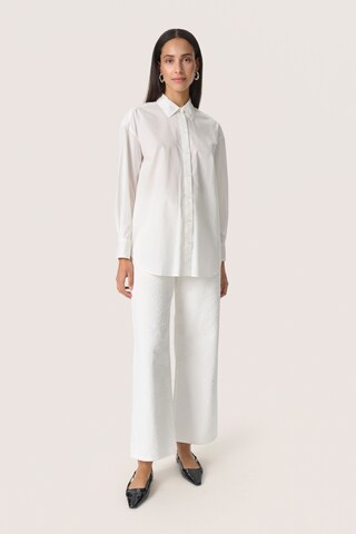 SOAKED IN LUXURY Blouse 'Jani' in White