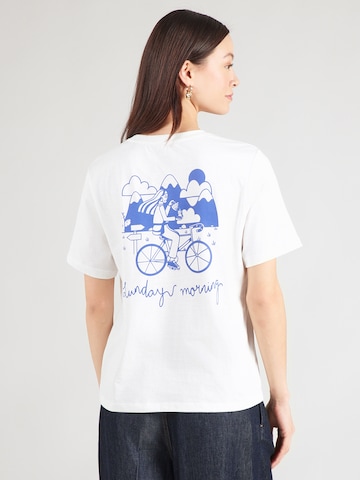 Mavi - Camiseta en blanco: frente