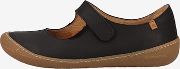 EL NATURALISTA Ballet Flats with Strap in Black