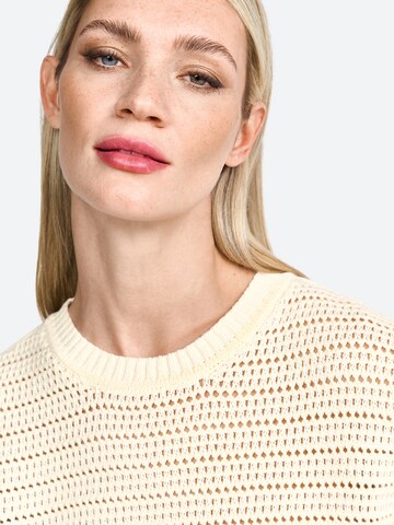 Rich & Royal Sweater in Beige