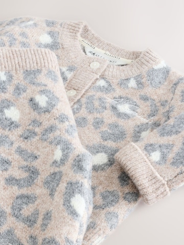 smALLSAINTS Set in Braun