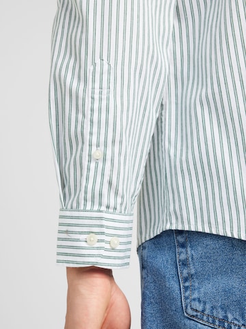 SELECTED HOMME Regular fit Button Up Shirt in Green