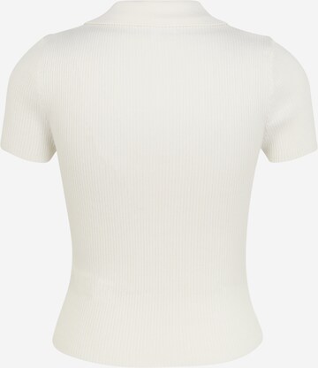 T-shirt Missguided Petite en blanc