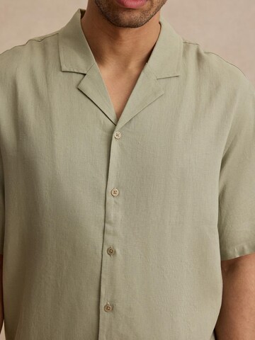 žalia DAN FOX APPAREL Standartinis modelis Marškiniai 'Ryan'