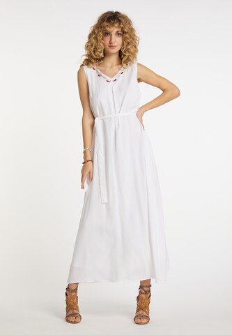 usha FESTIVAL Dress in White: front